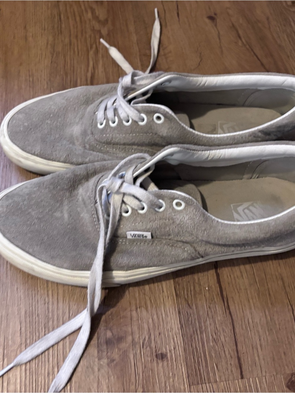 Vans Men’s Suede Low-Top Sneakers in Light Gray